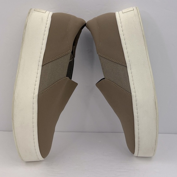 VINCE, LADIES SLIP ON/ WALKING SHOES, TOPE COLOR, FAUX SUADE, SIZE 6.5M - Picture 11 of 16